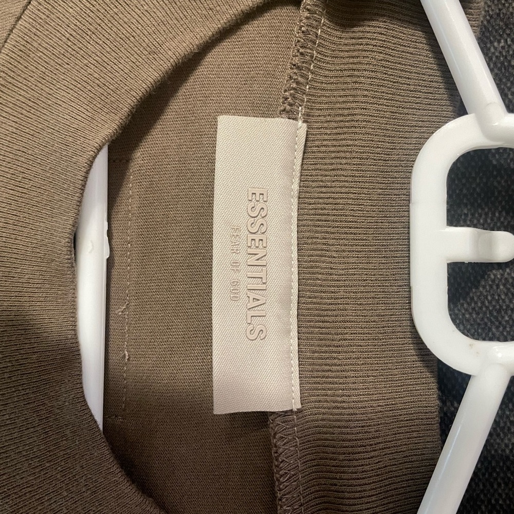 Essential T-shirt